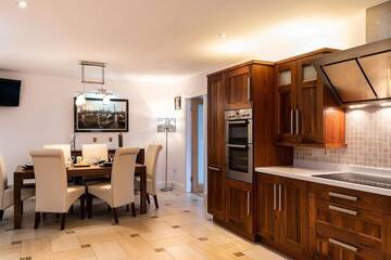 Фото номера Дом с 3 спальнями Дома для отпуска Salmons Leap Sneem Village Kerry г. Сним 36