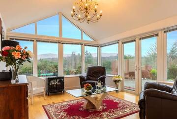 Фото номера Дом с 3 спальнями Дома для отпуска Salmons Leap Sneem Village Kerry г. Сним 34
